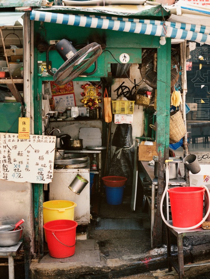 A food stall on Elgin Street in the city centre