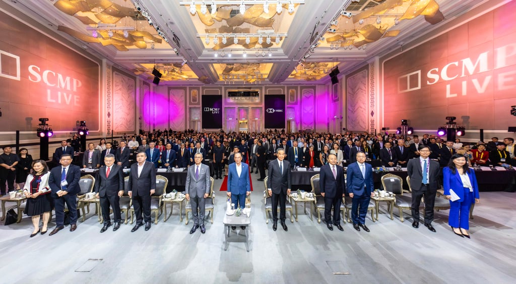 The Post’s 2025 China Conference: Southeast Asia in Kuala Lumpur, attended by Malaysia’s Prime Minister Anwar Ibrahim (centre), former Hong Kong Chief Executive Leung Chun-ying (fifth right), Malaysia’s Minister of Investment, Trade and Industry Tengku Zafrul Aziz (fifth left), Malaysia’s Minister of Transport Anthony Loke (fourth left), and Malaysia’s Deputy Minister of Investment, Trade and Industry Liew Chin Tong, on February 17, 2025. Photo: SCMP
