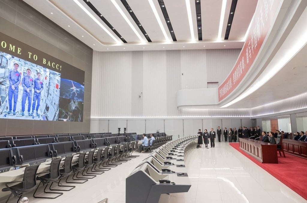 Thailand’s King Vajiralongkorn and Queen Suthida are welcomed to the Beijing Aerospace Flight Control Centre by the astronauts on board China’s Tiangong space station, who appeared via a giant screen. Photo: Thai Royal Office