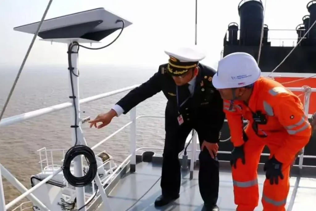 Chinese maritime law enforcement officers carry out an inspection. Photo: Sohu Chinese maritime law enforcement officers carry out an inspection. Photo: Sohu