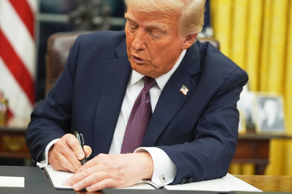 US President Donald Trump signs an executive order on birthright citizenship in the Oval Office in January 2025. Photo: AP US President Donald Trump signs an executive order on birthright citizenship in the Oval Office in January 2025. Photo: AP